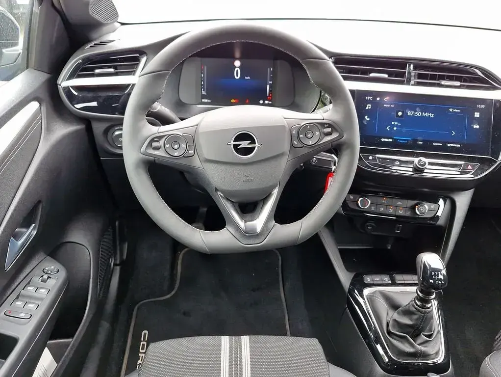 Gebraucht Opel Corsa 101 PS (74 kW) 2025 Blau Kleinwagen