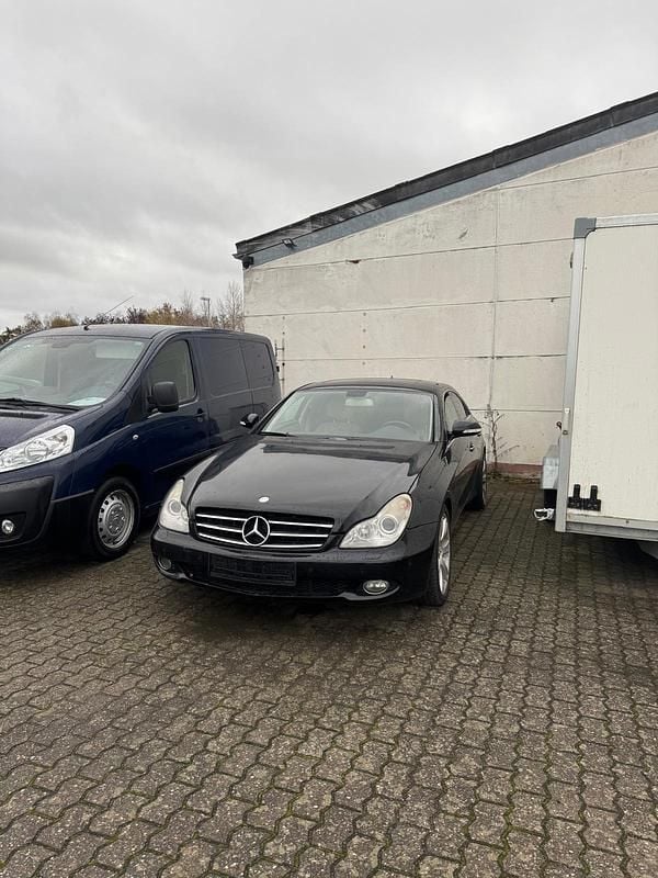 Gebraucht Mercedes CLS320 224 PS (164 kW) 2008 Schwarz Limousine