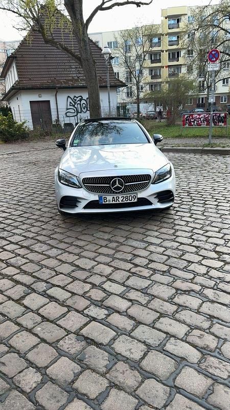 Gebraucht Mercedes C300 252 PS (185 kW) 2020 Silber Coupé