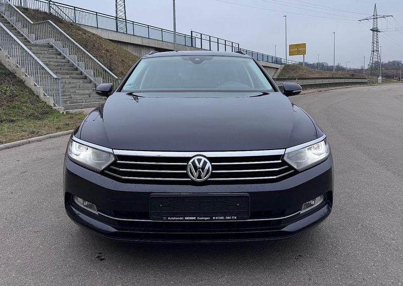 Gebraucht VW Passat 150 PS (110 kW) 2019 Schwarz Kombi