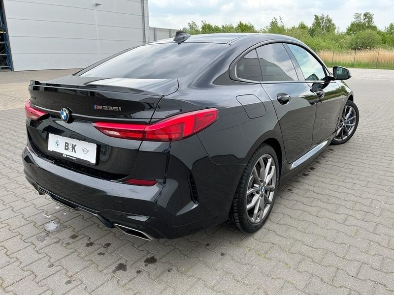 Gebraucht BMW M235 Comfort Edition 306 PS (225 kW) 2021 Schwarz Coupé