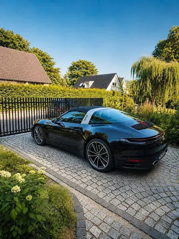 Gebraucht Porsche 911 Targa 4 385 PS (283 kW) 2024 Schwarz Cabrio
