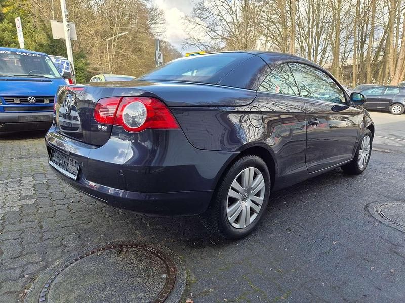 Gebraucht VW Eos 116 PS (85 kW) 2007 Mitternachtsblau metallic Cabrio