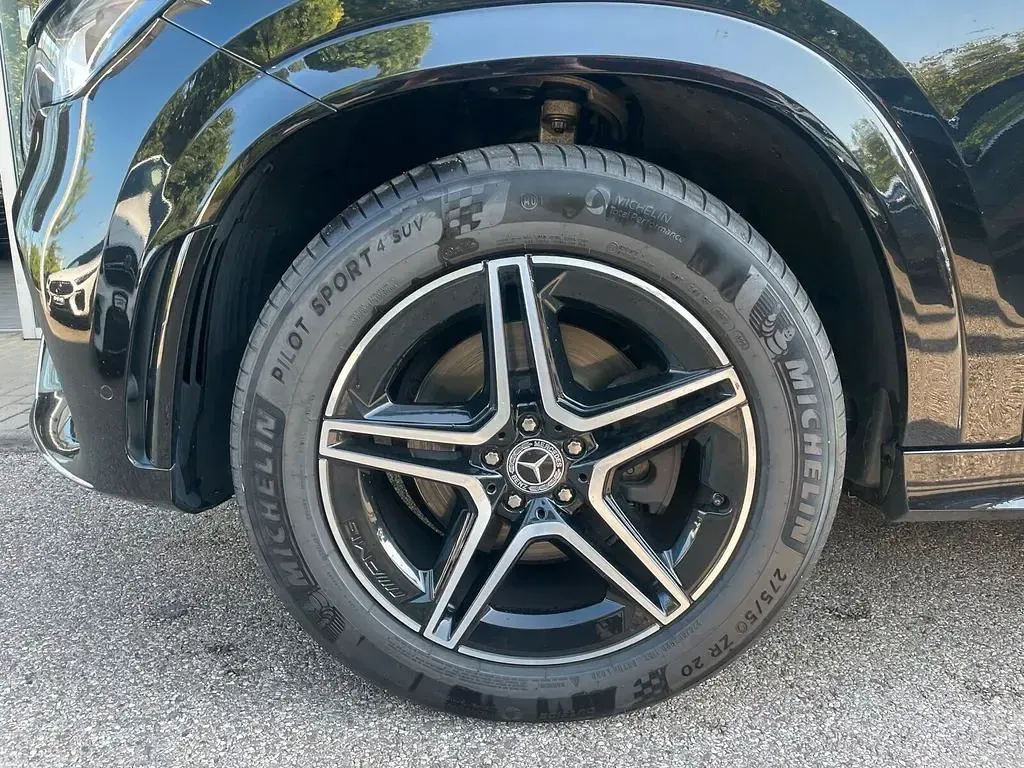 Gebraucht Mercedes GLE400 AMG 330 PS (242 kW) 2022 Schwarz SUV