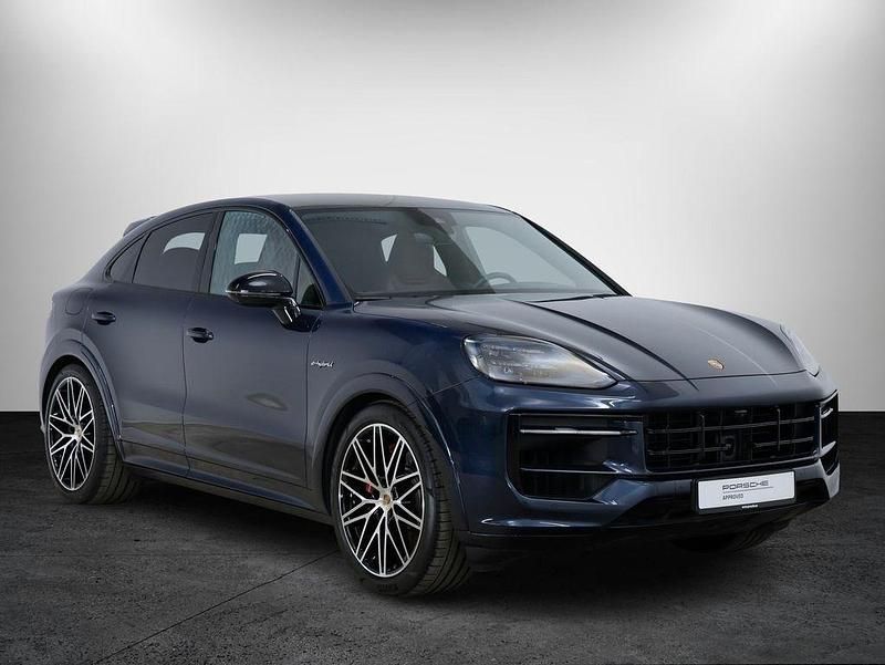 Gebraucht Porsche Cayenne Coupe 519 PS (381 kW) 2024 Blau Coupé