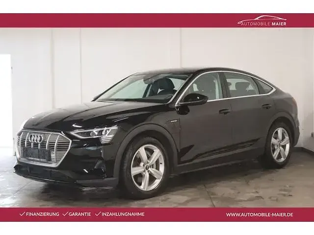 Gebraucht Audi e-tron Sportback Sport 300 kW (408 PS) 2022 Brillantschwarz SUV