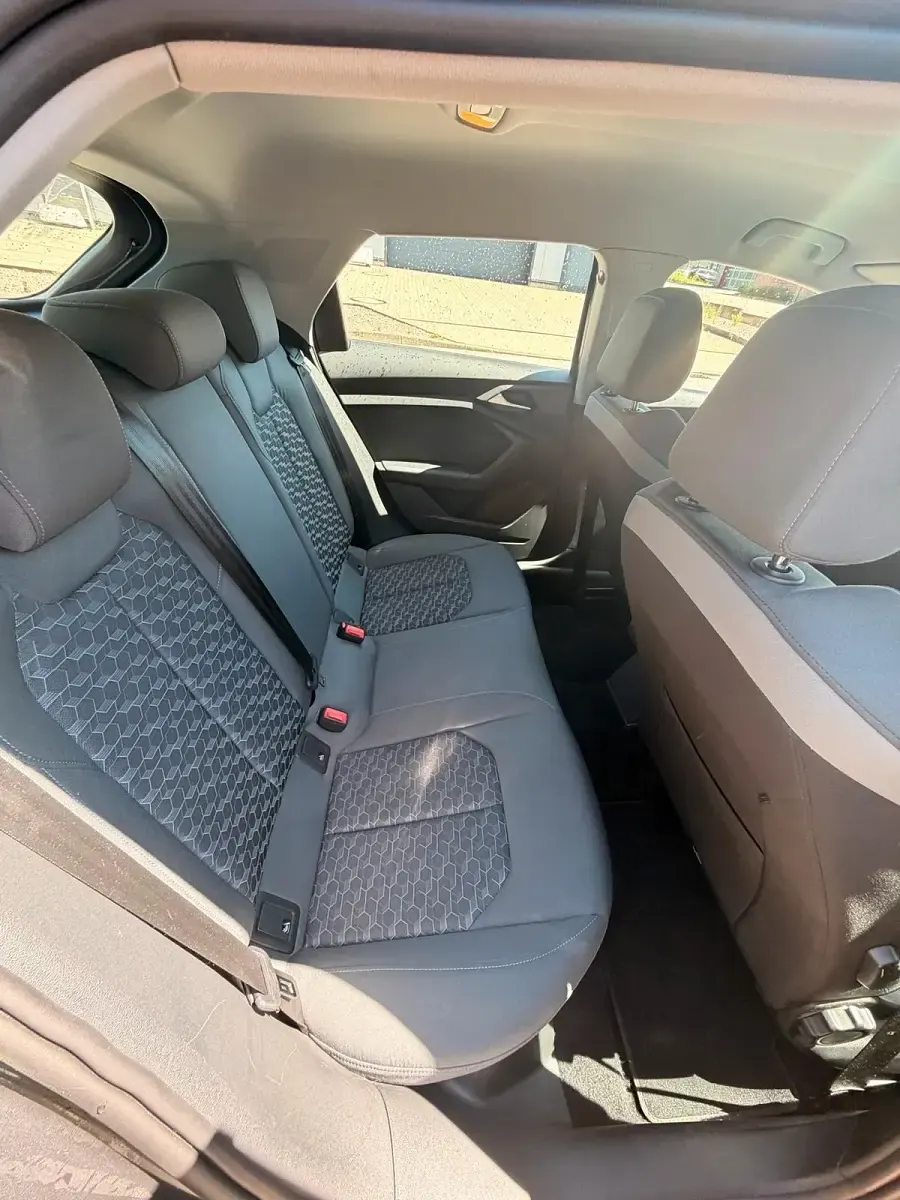 Gebraucht Audi A1 Sportback 95 PS (69 kW) 2019 Grau Kleinwagen