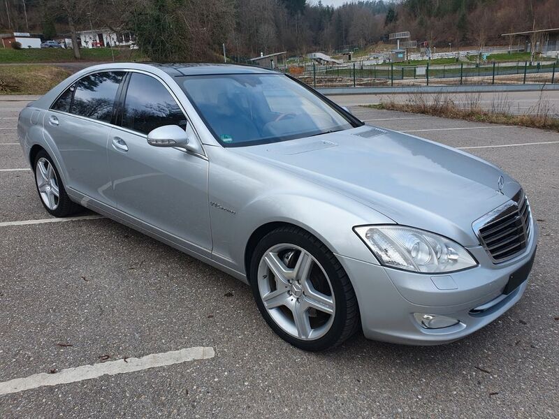 Silber Gebraucht 2006 Mercedes S600L Limousine | 13.490 € (Fairer Preis) - Bild 1/4