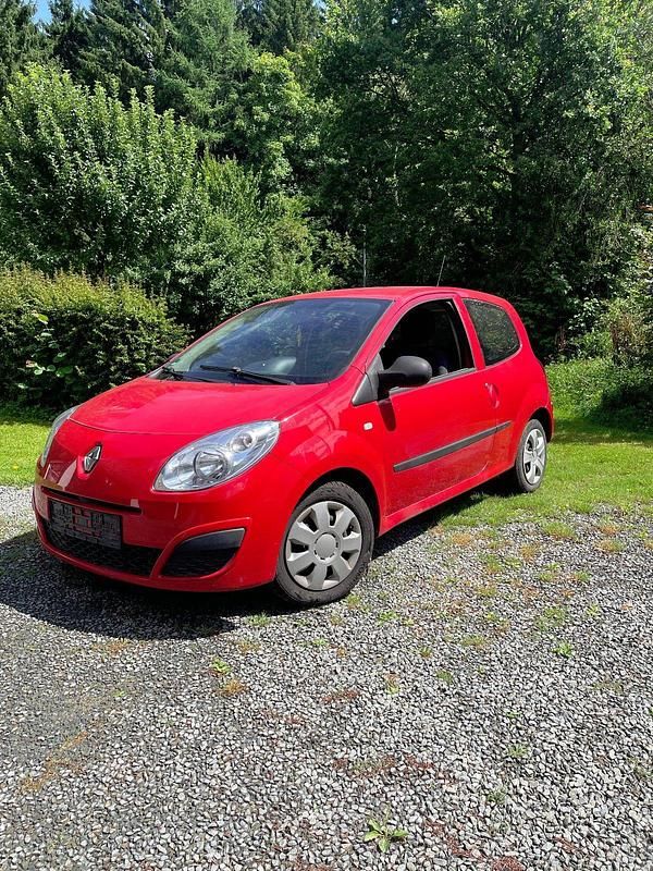 Rot Gebraucht 2009 Renault Twingo Kleinwagen | 1.500 € - Bild 1/4