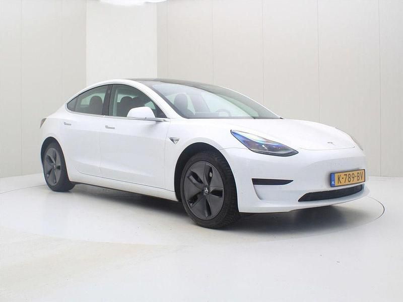 Usado Tesla Model 3 Standard Range 225 kW (306 CV) 2020 Blanco Berlina