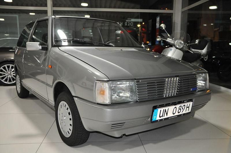 Silber Gebraucht 1989 Fiat Uno S Kleinwagen | 9.990 € - Bild 1/4
