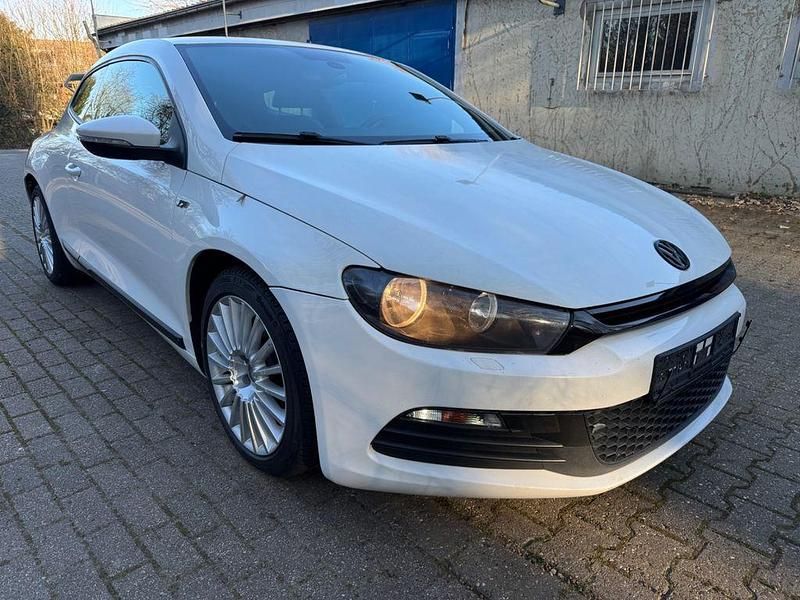 Gebraucht VW Scirocco 160 PS (117 kW) 2009 Weiß Coupé