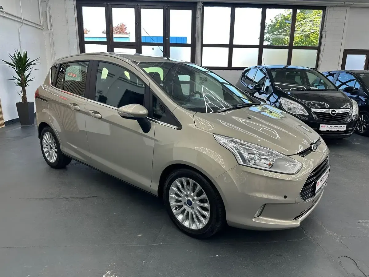 Occasion Ford B-MAX Titanium 90 ch (66 kW) 2012 Argent Monospace