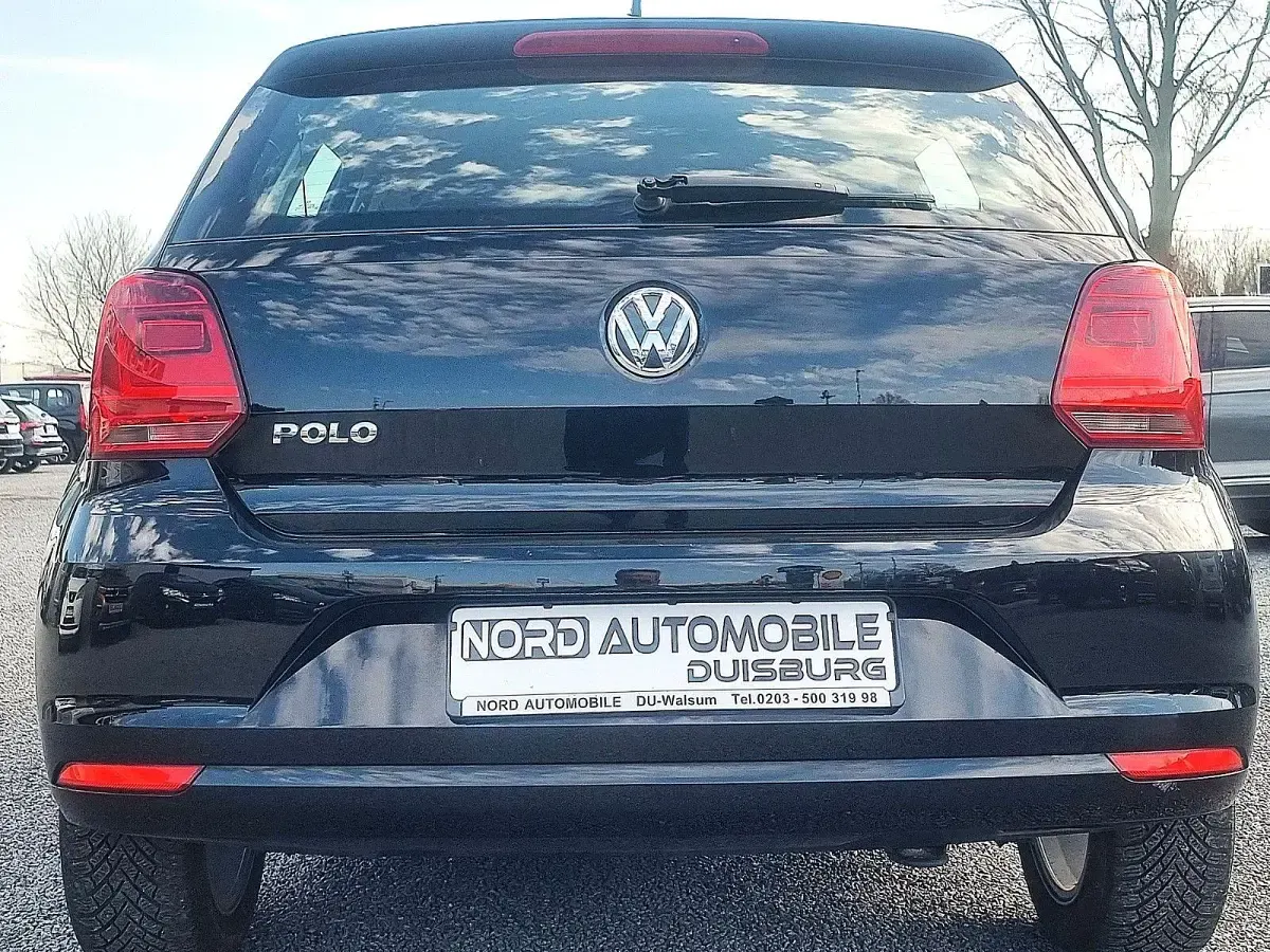 Gebraucht VW Polo Trendline 60 PS (44 kW) 2014 Schwarz Kleinwagen