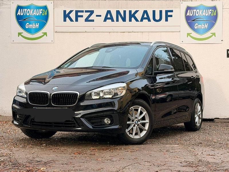 Schwarz Gebraucht 2015 BMW 218 Gran Tourer Advantage Van / Kleinbus | 13.990 € (Guter Preis) - Bild 1/4