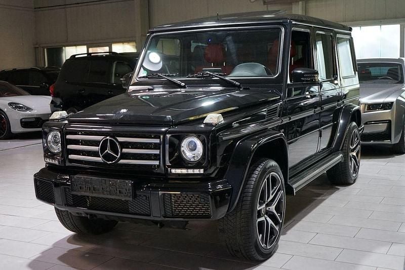 Obsidianschwarz metallic Gebraucht 2017 Mercedes G500 SUV | 60.888 € - Bild 1/4