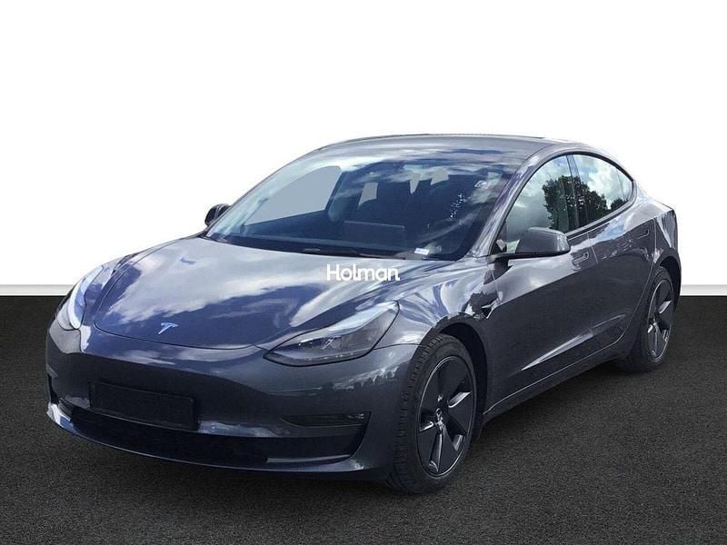 Grau Gebraucht 2021 Tesla Model 3 Limousine | 28.374 € (Fairer Preis) - Bild 1/4