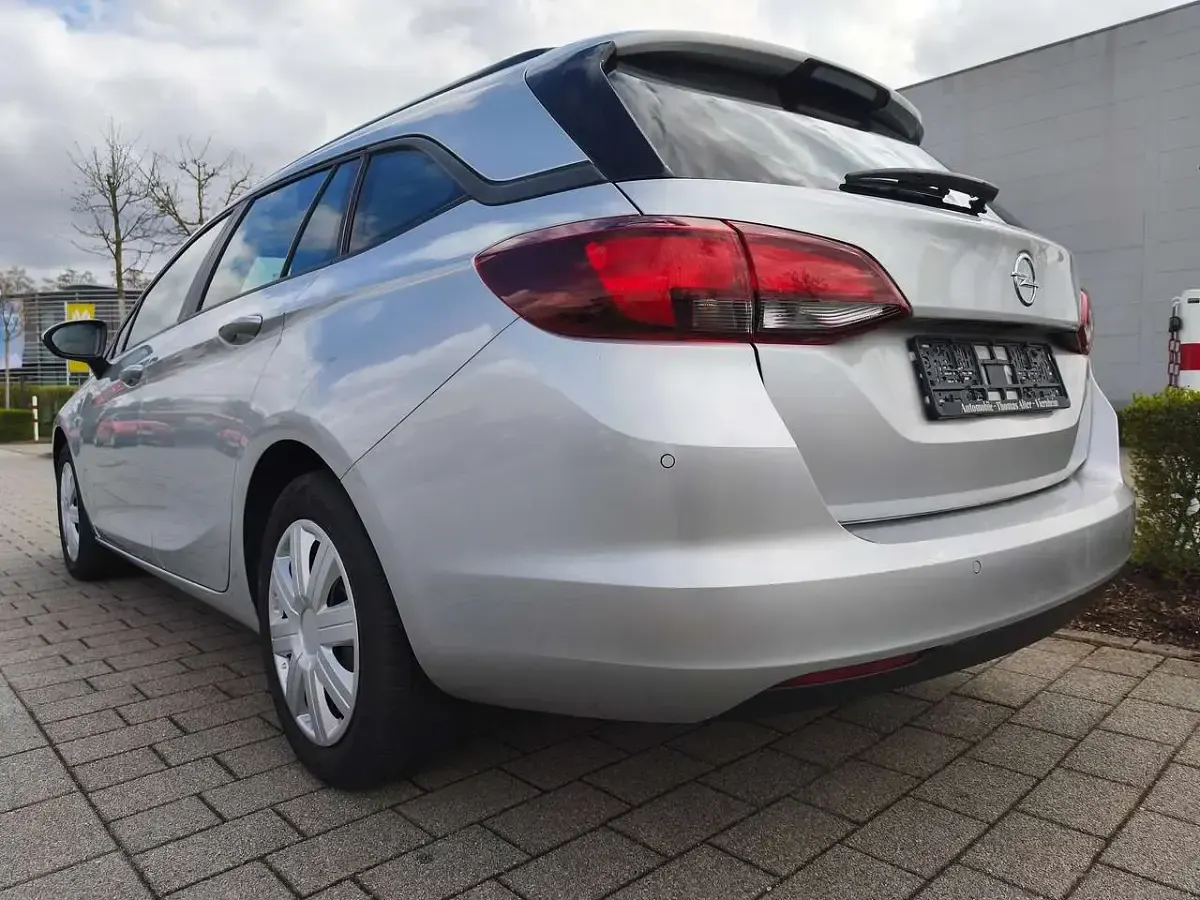 Gebraucht Opel Astra Edition 110 PS (80 kW) 2019 Silber Kombi