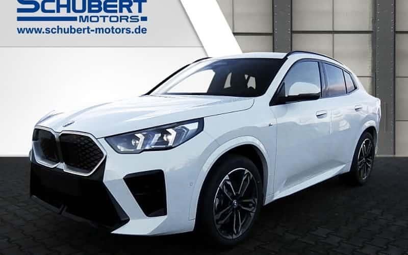 Weiß Neu 2025 BMW iX2 Comfort Edition SUV | 55.900 € (Guter Preis) - Bild 1/4