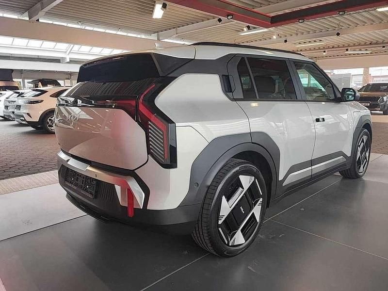 Neu Kia EV3 Earth 150 kW (204 PS) 2025 Ivorysilber SUV