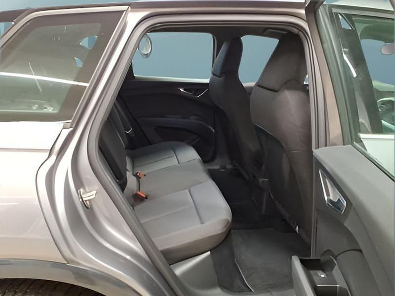Gebraucht Audi Q4 e-tron 150 kW (204 PS) 2023 Grau SUV