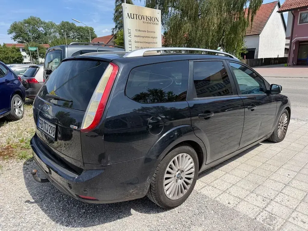 Gebraucht Ford Focus 116 PS (85 kW) 2009 Schwarz Kombi