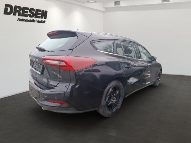 Gebraucht Ford Focus Titanium 125 PS (91 kW) 2023 Obsidianschwarz metallic Kombi