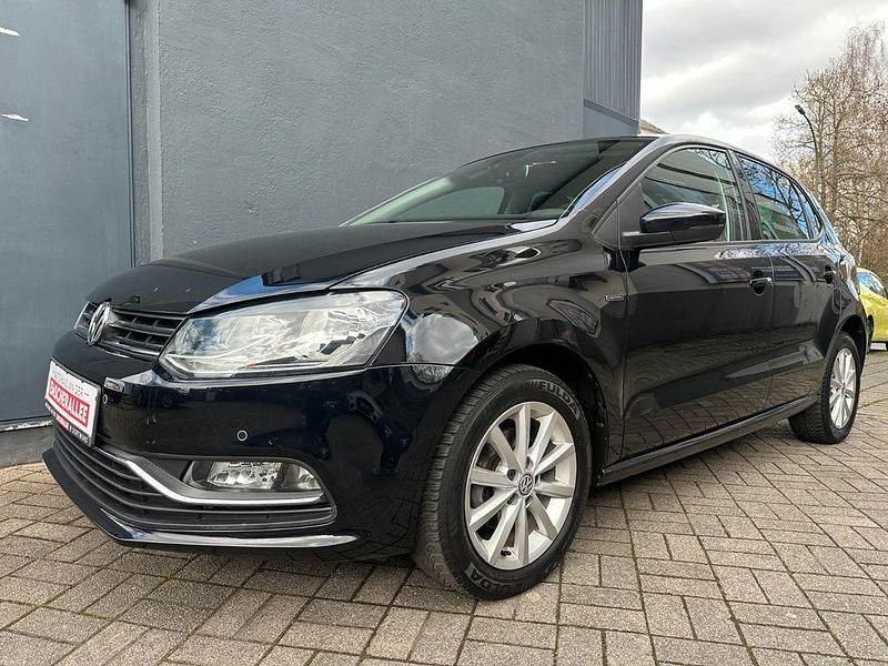 Gebraucht VW Polo LOUNGE 60 PS (44 kW) 2015 Schwarz Kleinwagen