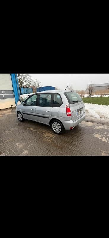 Gebraucht Hyundai Matrix 103 PS (75 kW) 2009 Schwarz Van / Kleinbus