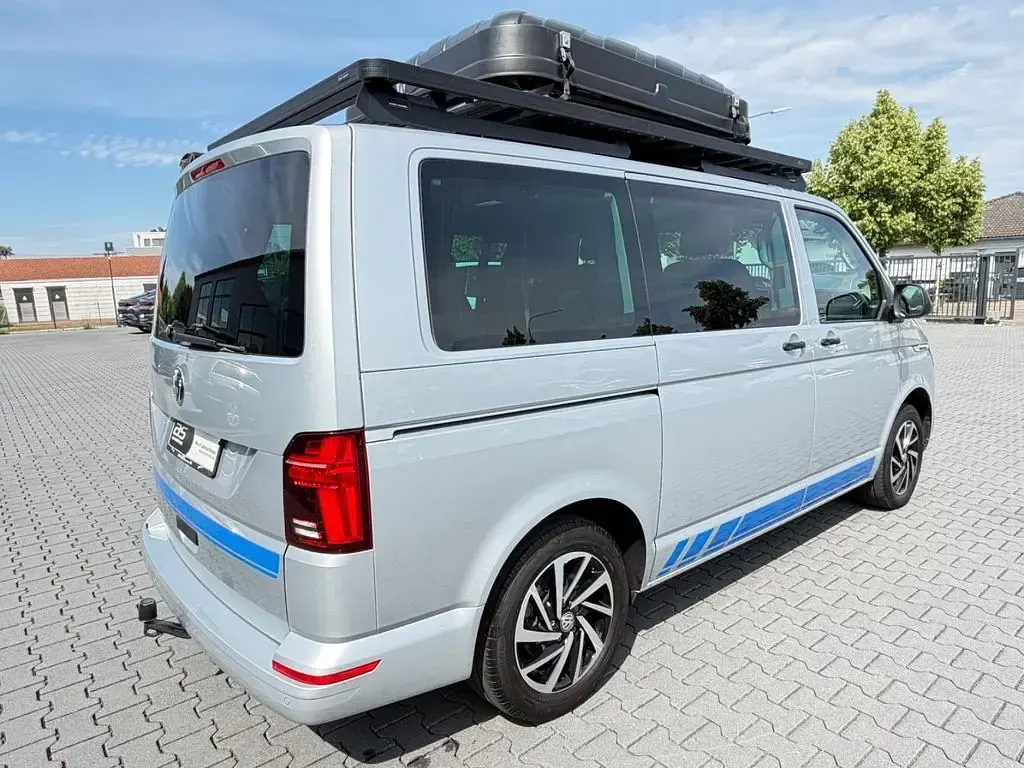 Gebraucht VW Multivan Trendline 150 PS (110 kW) 2021 Silber Van / Kleinbus