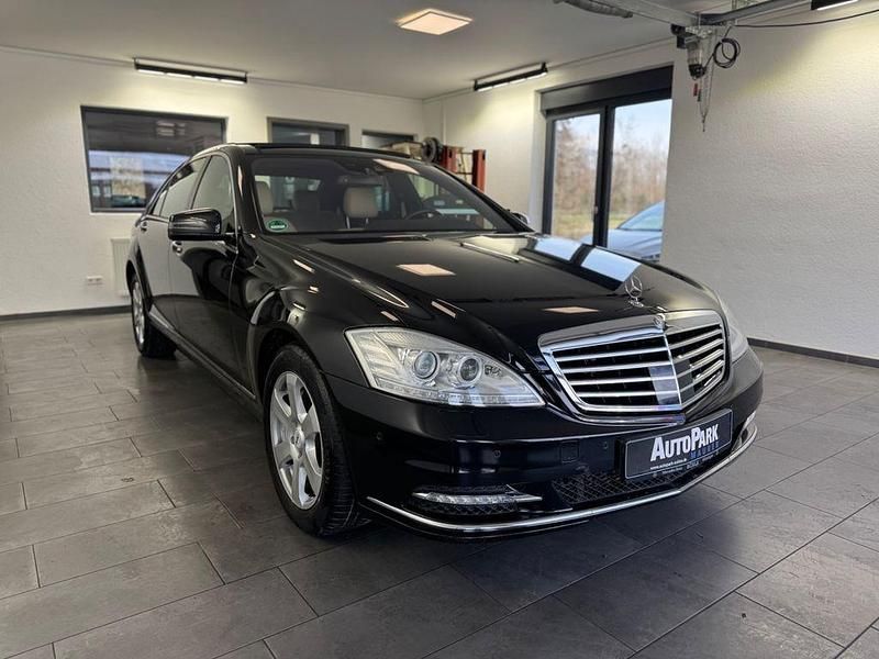 Gebraucht Mercedes S350 258 PS (189 kW) 2013 Schwarz Limousine