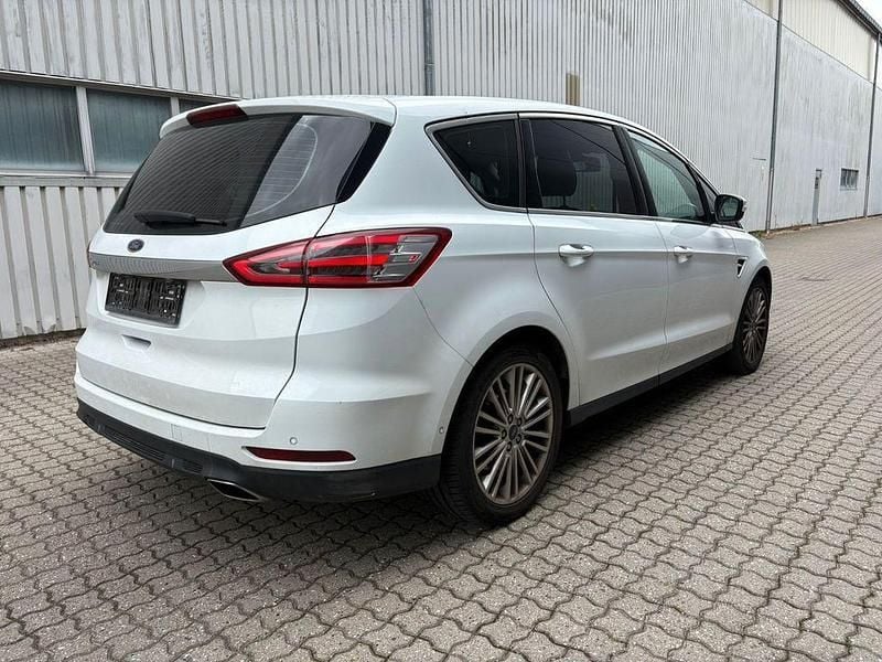 Gebraucht Ford S-MAX S 179 PS (131 kW) 2017 Weiß Van / Kleinbus