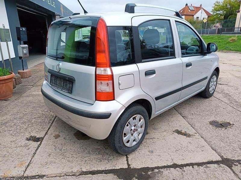 Occasion Fiat Panda 69 ch (50 kW) 2011 Argent Citadine