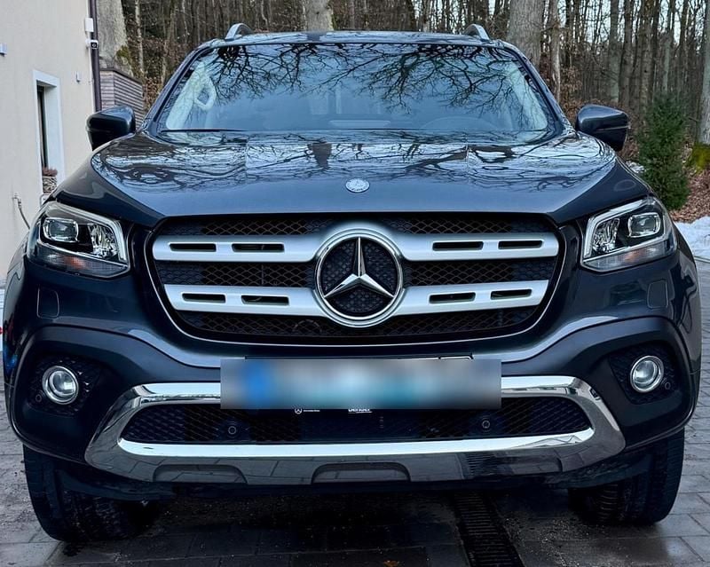 Gebraucht Mercedes X250 190 PS (139 kW) 2018 Grau Abholung