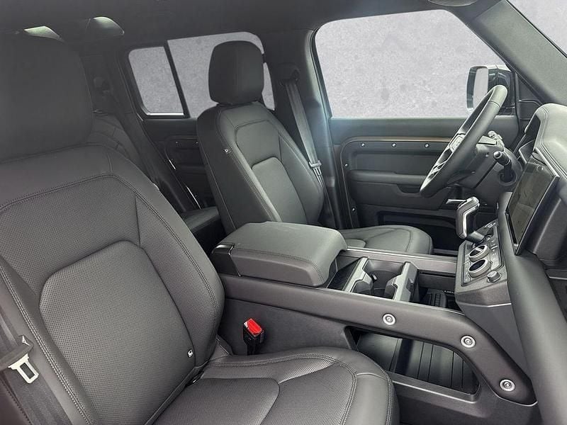 Gebraucht Land Rover Defender Black Edition 300 PS (220 kW) 2025 Gondwana stone SUV