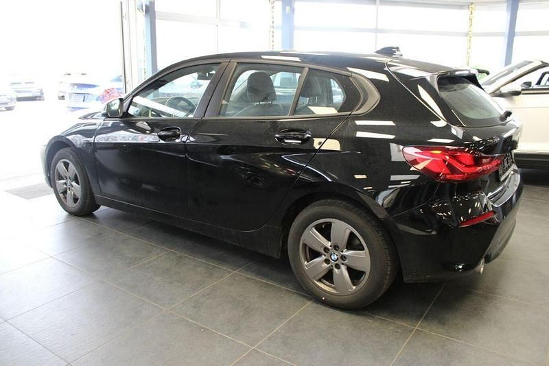 Gebraucht BMW 118 Advantage 150 PS (110 kW) 2020 Schwarz Kleinwagen