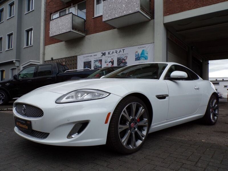 Gebraucht Jaguar XK 385 PS (283 kW) 2014 Weiß Coupé