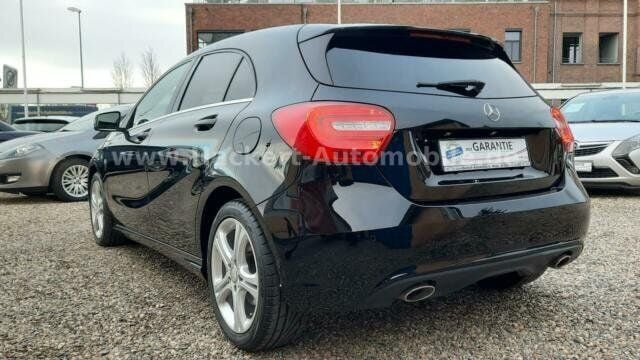 Gebraucht Mercedes A200 Urban 136 PS (100 kW) 2014 Schwarz Limousine