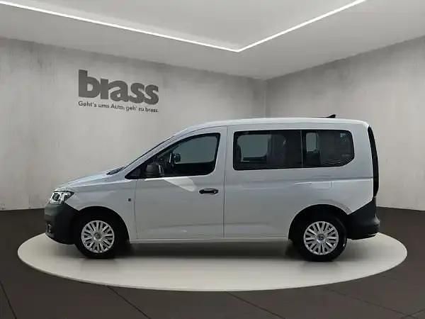 Gebraucht VW Caddy Basis 75 PS (55 kW) 2022 Candyweiß Van / Kleinbus