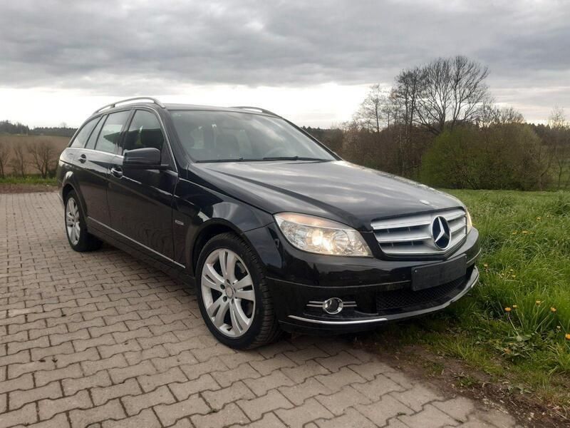 Schwarz Gebraucht 2008 Mercedes C200 Kombi | 7.700 € (Etwas zu teuer) - Bild 1/4