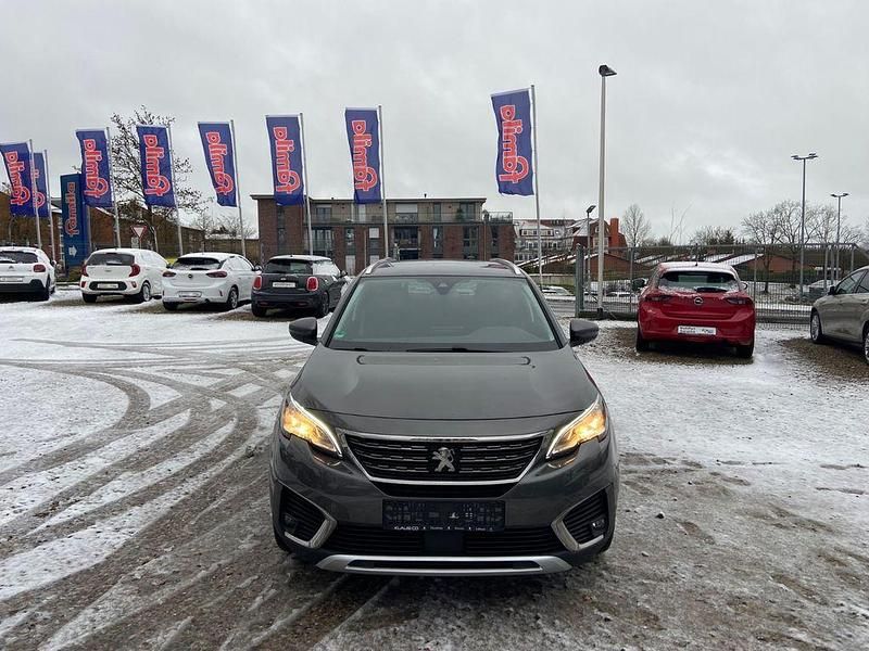 Gebraucht Peugeot 5008 Allure 131 PS (96 kW) 2017 Gris platinium SUV