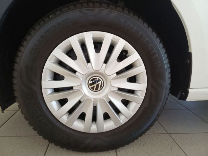 Gebraucht VW Caddy 102 PS (75 kW) 2024 Candyweiß Van / Kleinbus