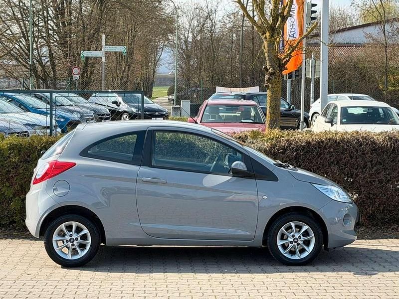 Gebraucht Ford Ka Cool & Sound Edition 69 PS (50 kW) 2015 Fancygrau Kleinwagen