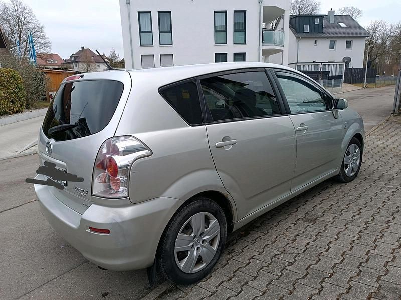 Gebraucht Toyota Corolla Verso 177 PS (130 kW) 2006 Grau Van / Kleinbus
