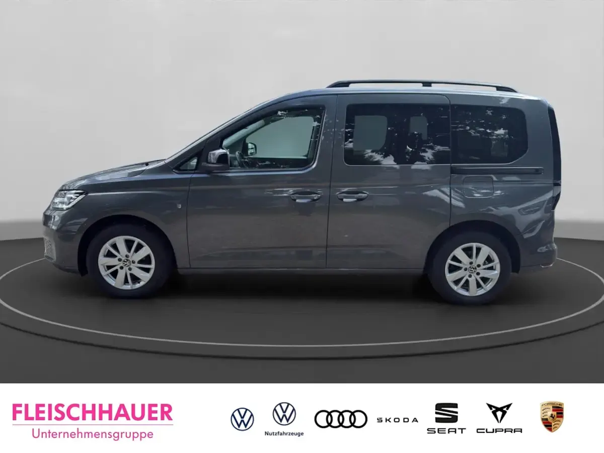 Gebraucht VW Caddy Life 122 PS (89 kW) 2023 Grau Van / Kleinbus