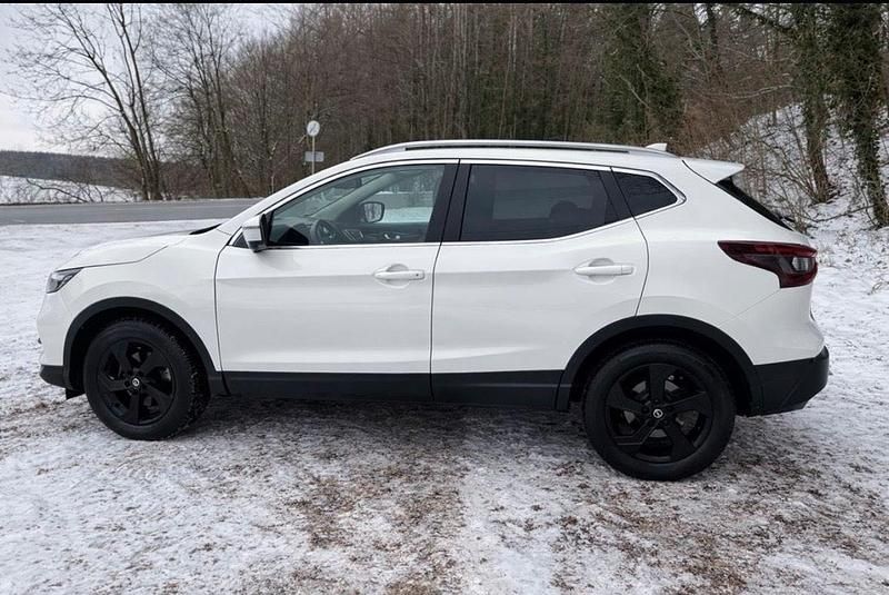 Gebraucht Nissan Qashqai N-Connecta 159 PS (116 kW) 2020 Weiß SUV