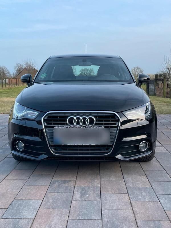 Schwarz Gebraucht 2014 Audi A1 S-Line Kleinwagen | 14.499 € (Teuer) - Bild 1/4
