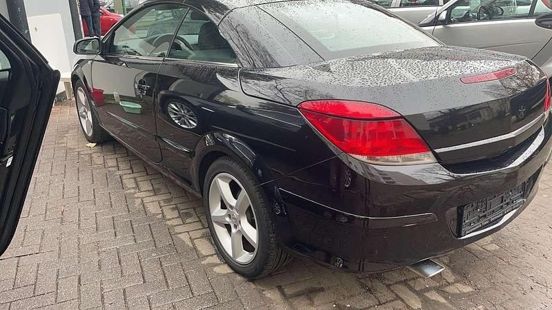 Gebraucht Opel Astra 177 PS (130 kW) 2007 Coupé