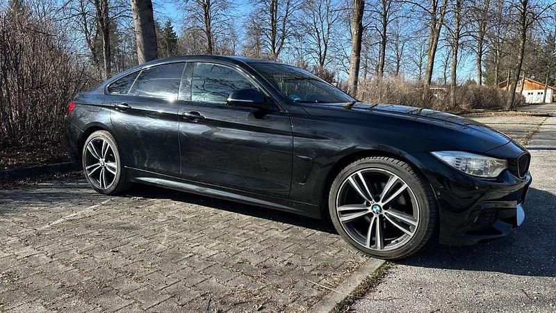Schwarz Gebraucht 2016 BMW 420 Gran Coupé Comfort Edition Coupé | 21.600 € (Fairer Preis) - Bild 1/4