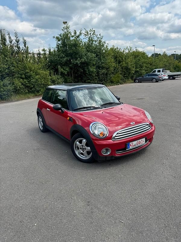 Rot Gebraucht 2008 Mini Cooper Coupé Coupé | 2.700 € - Bild 1/4